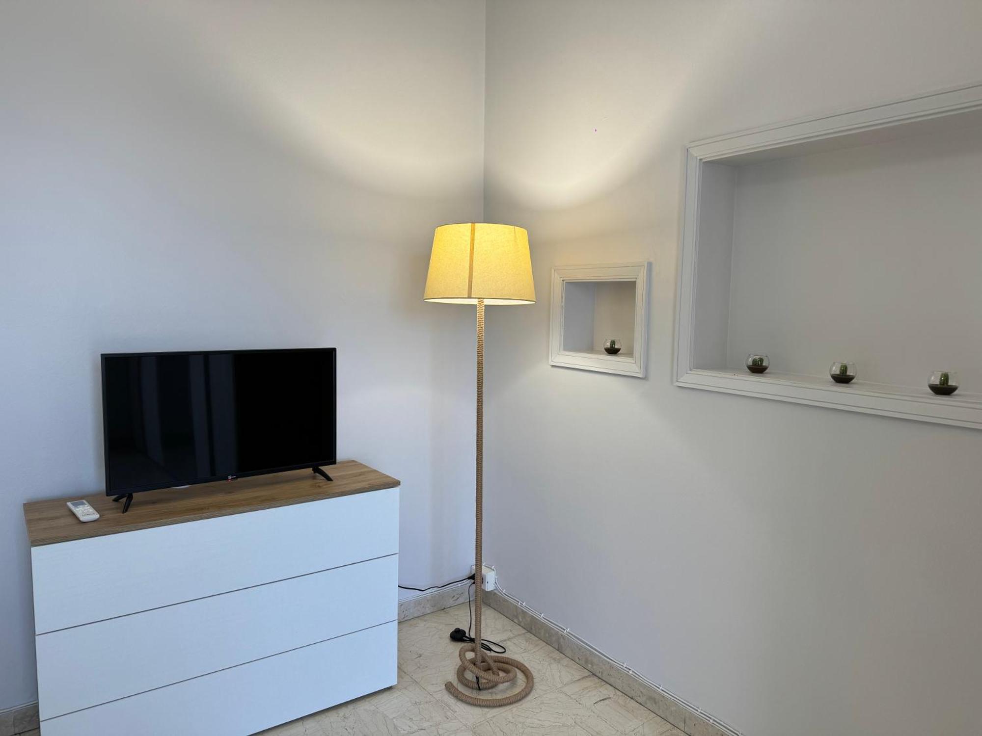 Nicola House Appartement Catánia Buitenkant foto